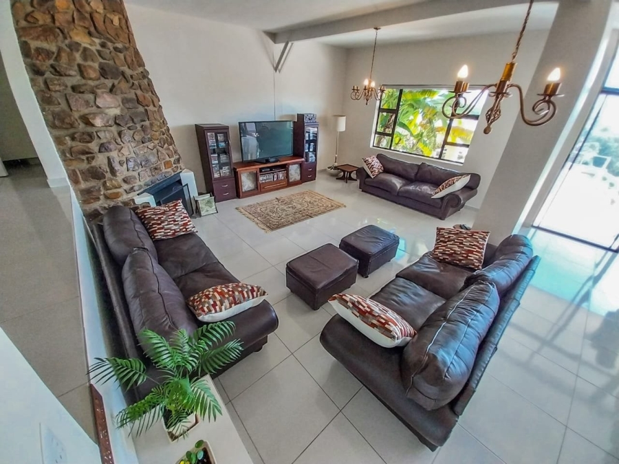 5 Bedroom Property for Sale in Meerhof North West